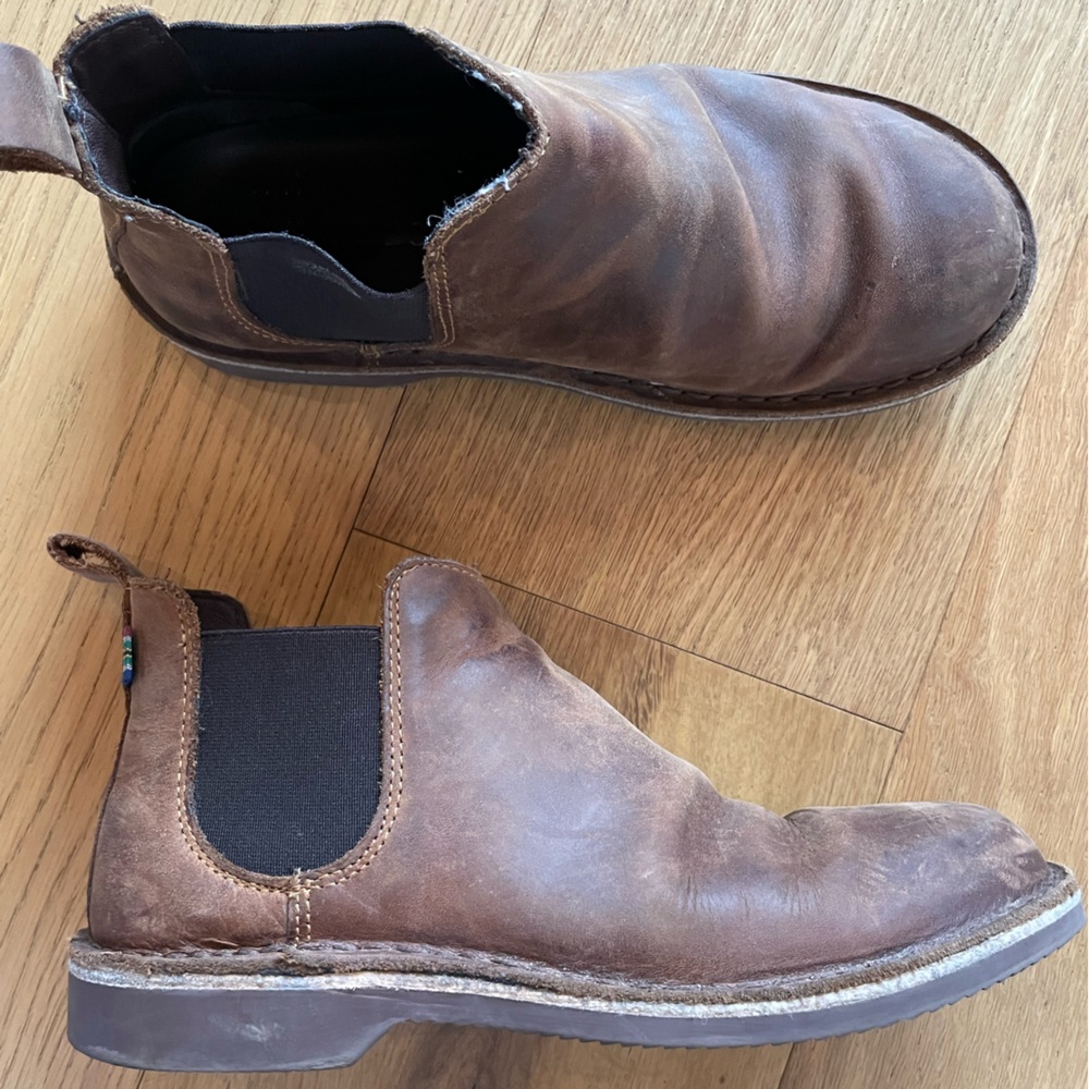 Brown Leather Chelsea Boots